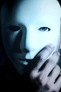 40代の毛穴がファンデで隠れないときの対策は？